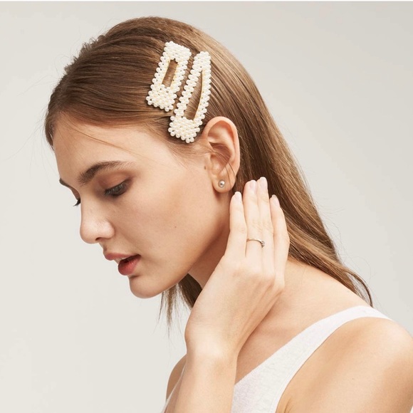 11 PEICE LARGE PEARL HAIR CLIPS/PINS - Picture 1 of 3